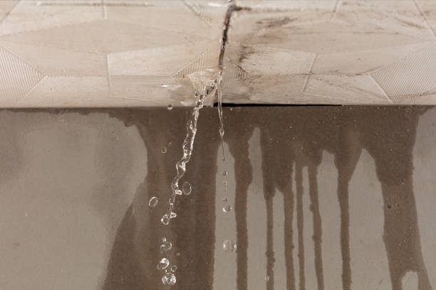 Professional Sewage Cleanup technician working in Monmouth, OR